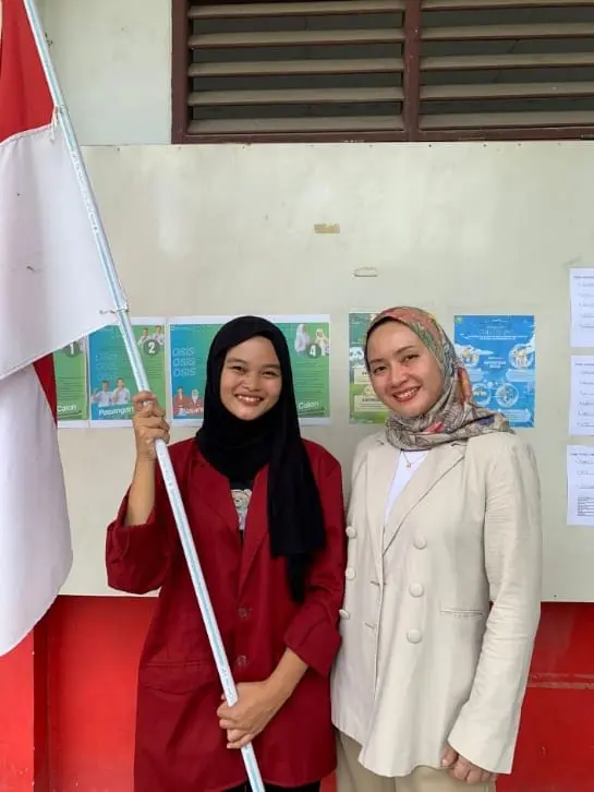 Kepala-Sekolah-SMK-Al-Idrus-Tenggarong.jpeg