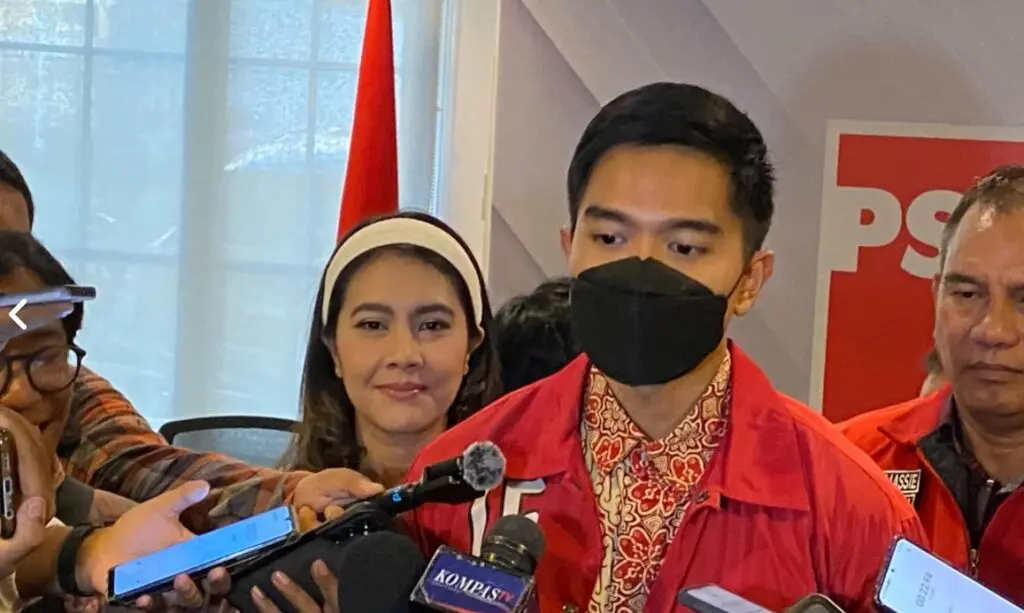 Jokowi Tak Setuju Anaknya Maju Pilkada Jakarta, Kaesang Pangarep Berikan Respons