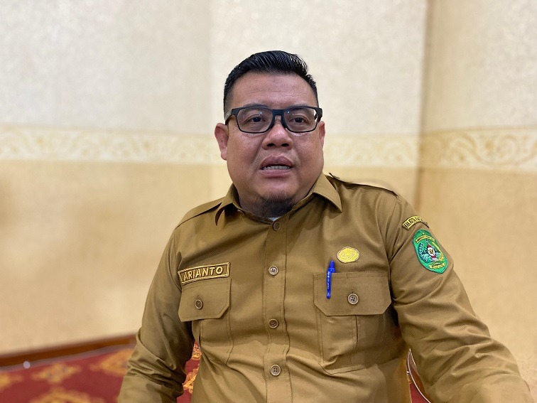 Plt. Kepala Dispar Kukar, Arianto