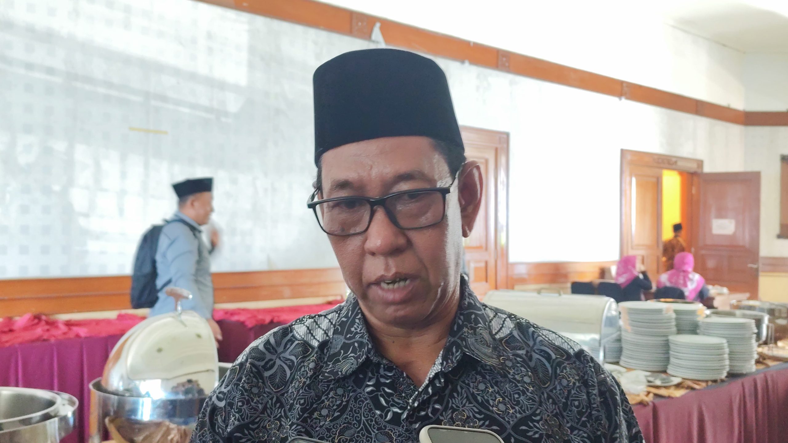Camat Muara Wis, Fadhli Annur (Adv/ruteberita).