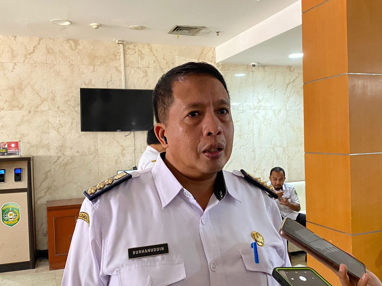 Camat Samboja Barat, Burhanuddin (Adv/Ruteberita).
