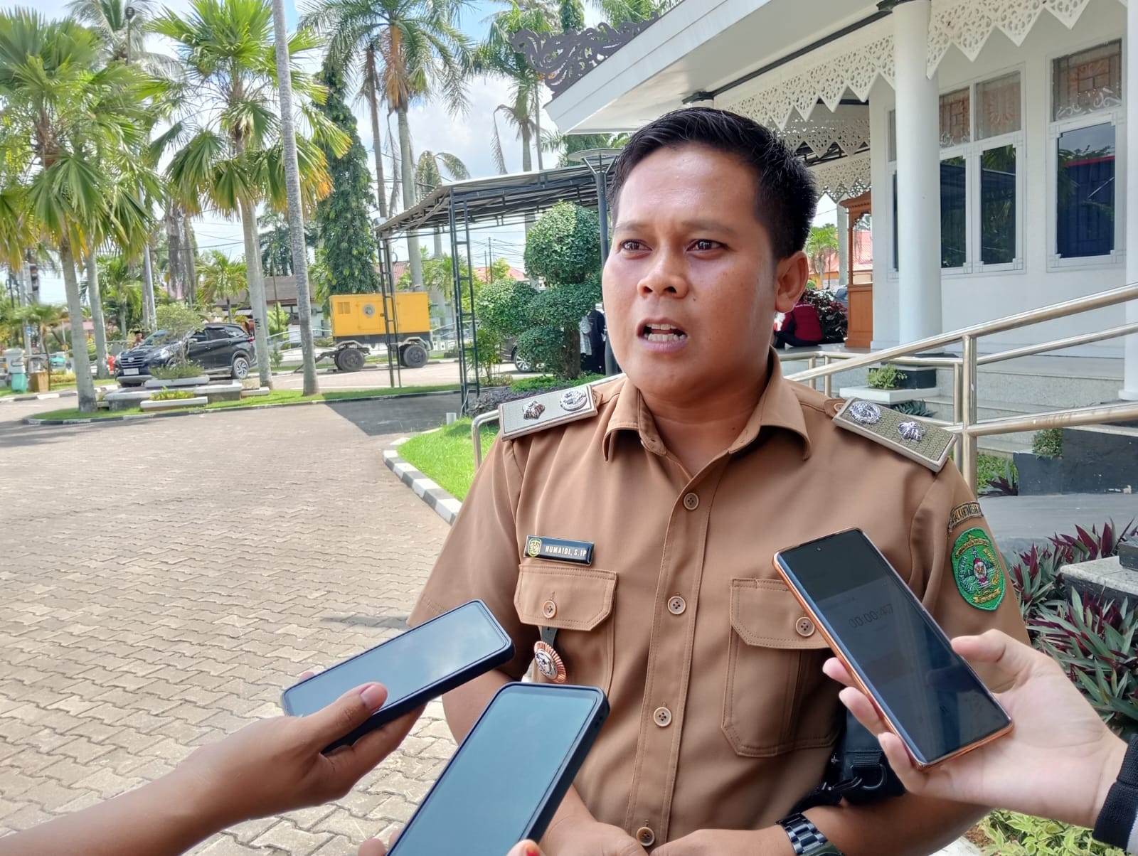Kepala Desa Lebak Cilong, Humaidi (Adv/ruteberita).